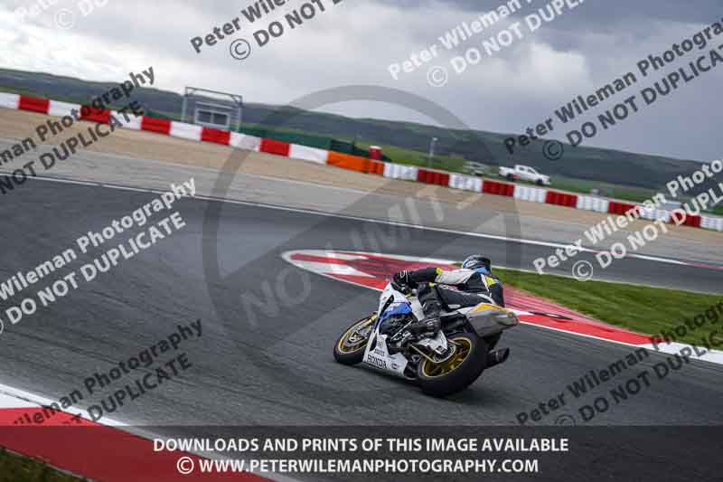 cadwell no limits trackday;cadwell park;cadwell park photographs;cadwell trackday photographs;enduro digital images;event digital images;eventdigitalimages;navarra;no limits trackdays;peter wileman photography;racing digital images;trackday digital images;trackday photos